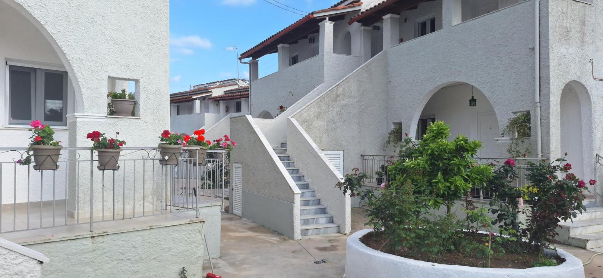 The Flower Garden Aparthotel