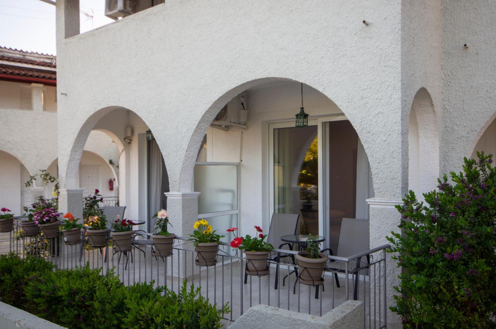The Flower Garden Hotel apartamentowy